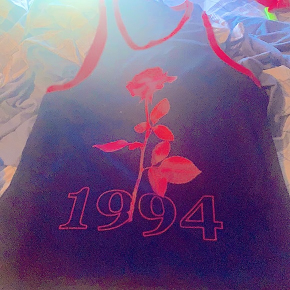 Tank Top 👑 - Picture 1 of 2